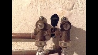 Repairing a Watts Laundry Valve [upl. by Anivahs990]