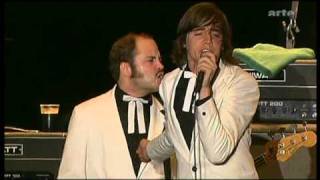 The Hives  Hate To Say I Told You So Live Jools Holland 2001 [upl. by Haiasi]