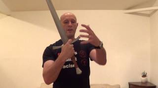 How to grip the medieval longsword Part 1 Historical Fencing [upl. by Lev]