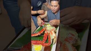 Kaki Alaska king crab besar lengan [upl. by Batista]