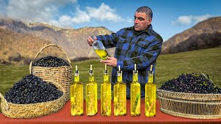 Making Extra Virgin Handmade Olive Oil Ancient Traditional Method [upl. by Adnahsam]