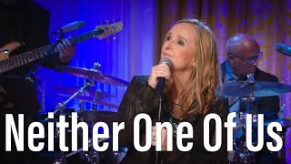 Melissa Etheridge sings Neither One Of Us  White House  2014 [upl. by Elinor840]