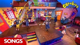 Justins House Wibble Wobble Song  CBeebies [upl. by Ludba]